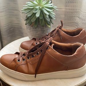 EUC Kenneth Cole Leather Liam Sneaker, Sz. 9.5